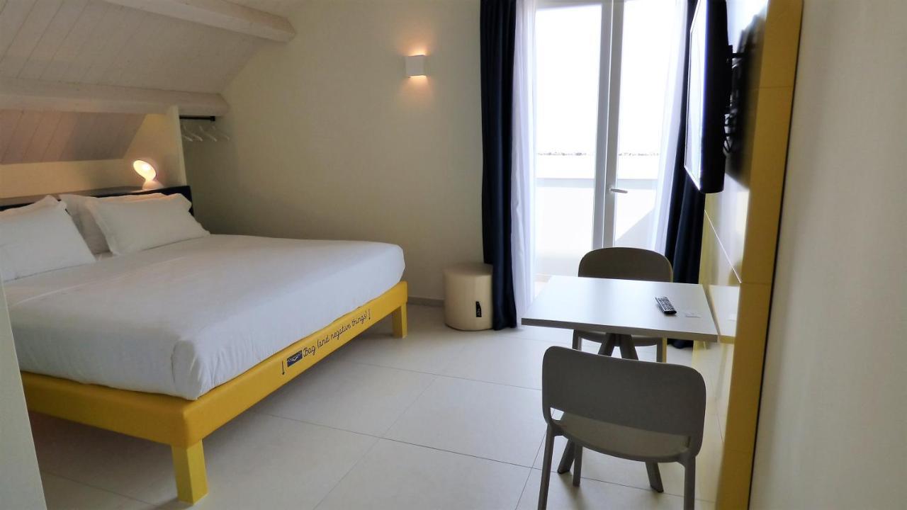 Hotel Trevi Беллария-Иджеа-Марина Экстерьер фото